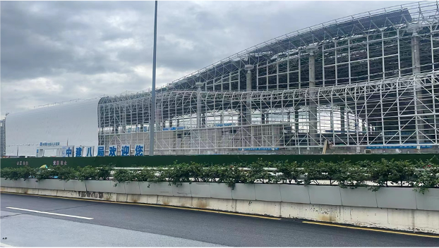 Guangzhou Baiyun Airport East West Four Finger Gallery